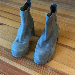 “Splendid” Olive Suede Women's Short Boots